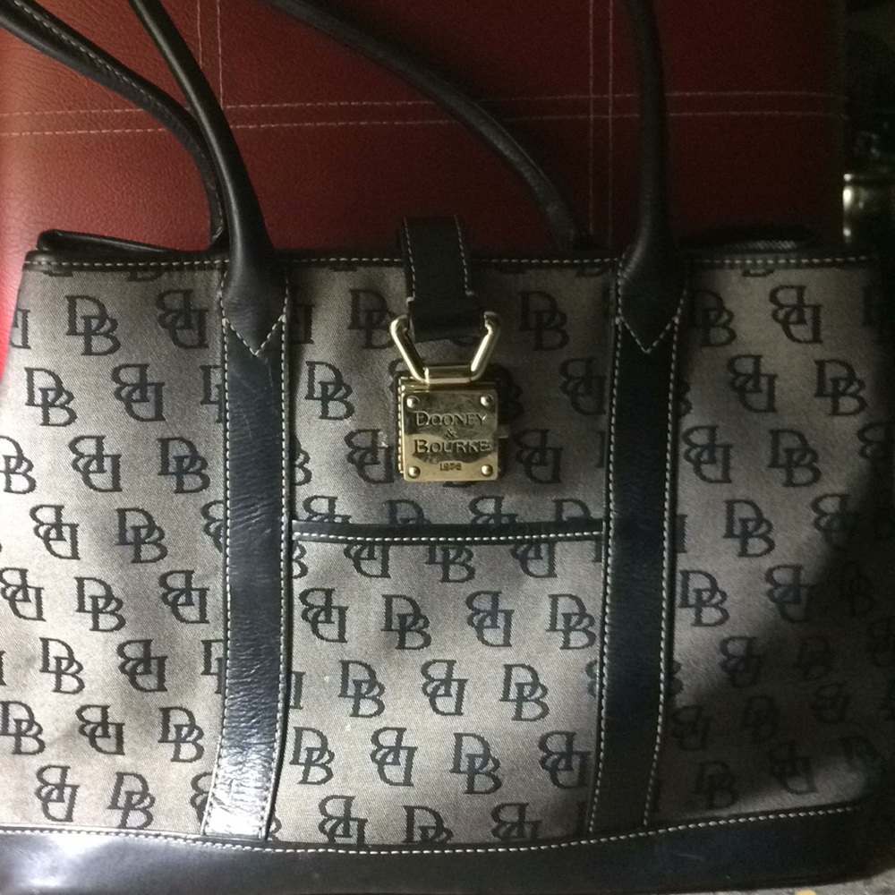 Dooney & Bourke 1975 handbag.